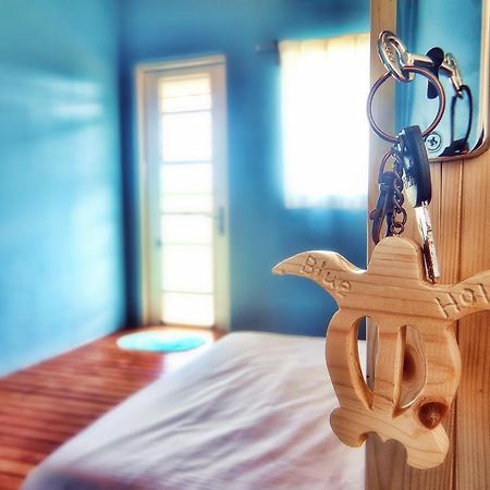 Bed and Breakfast 藍洞潛水Blue Hole Dive Center à Heng-ch'un Extérieur photo