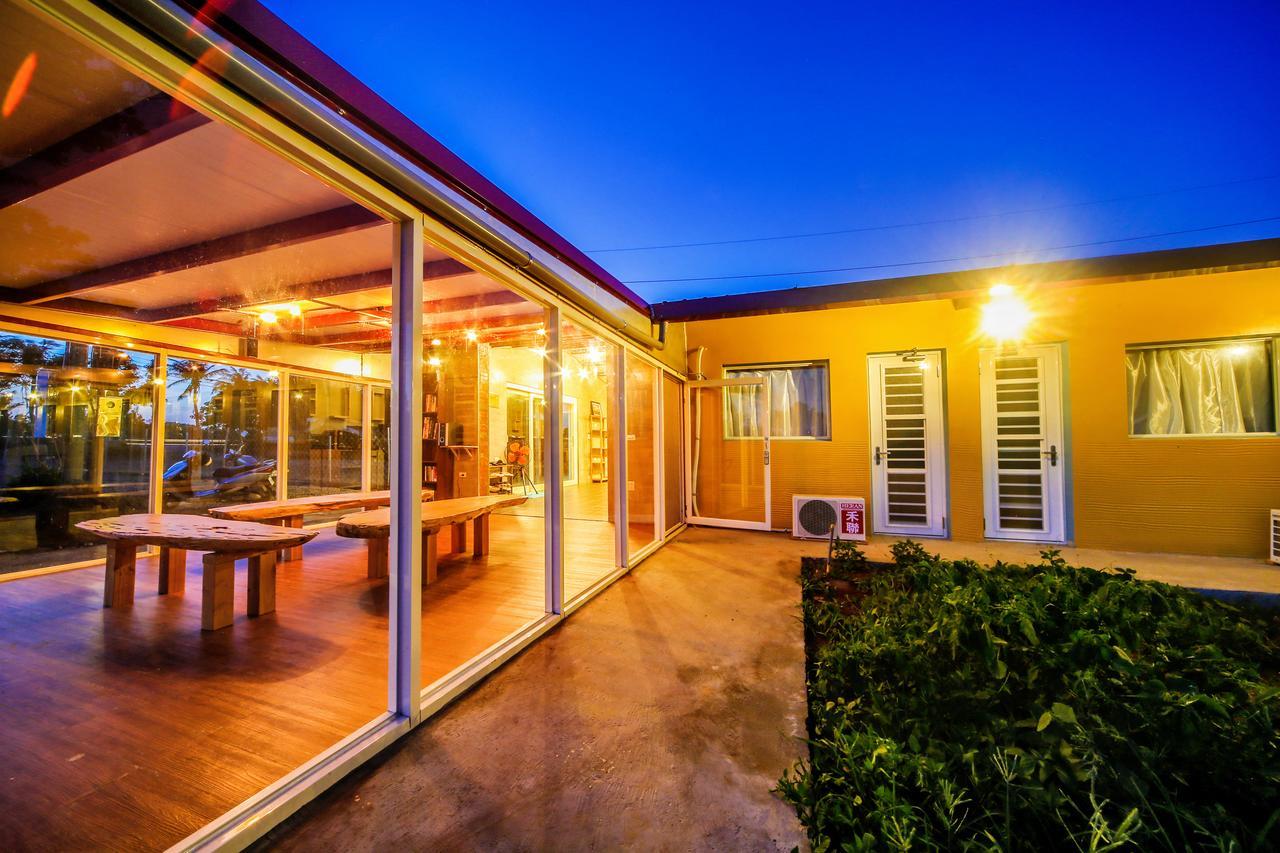 Bed and Breakfast 藍洞潛水Blue Hole Dive Center à Heng-ch'un Extérieur photo